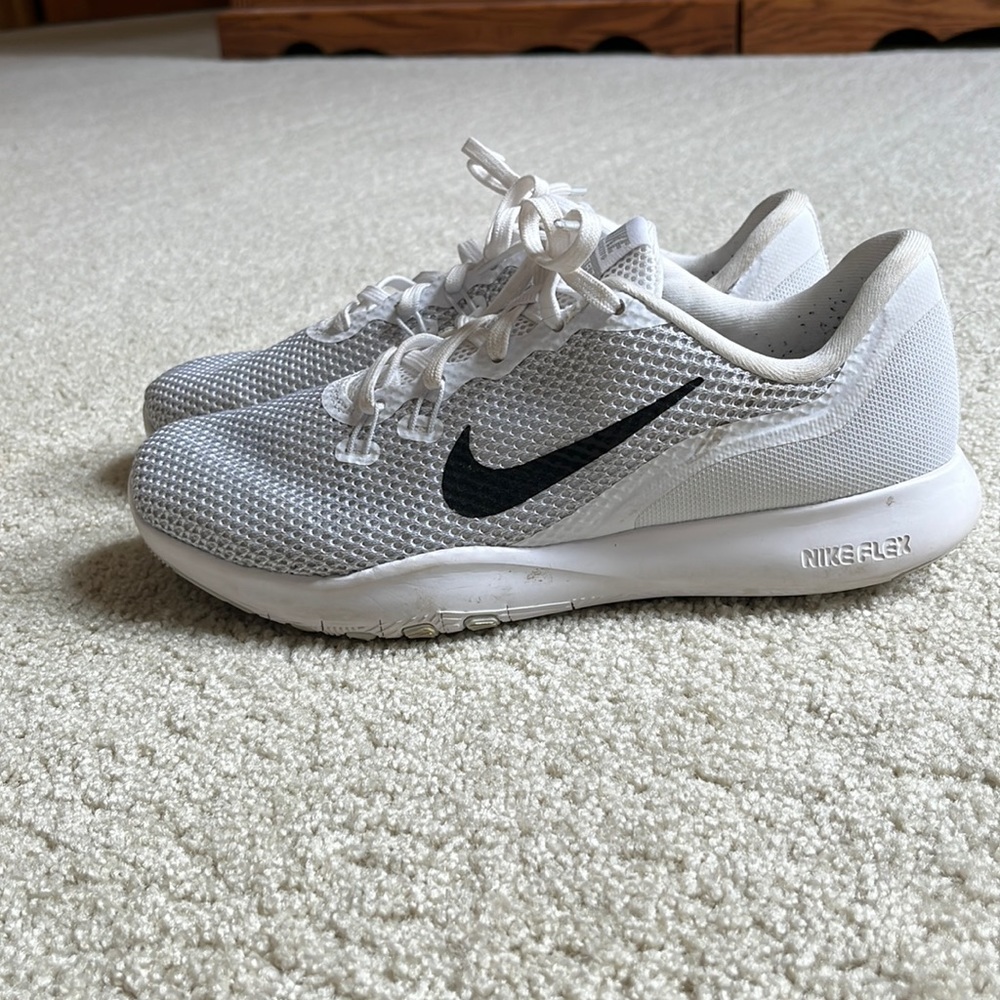 White Nike flex athletic shoe